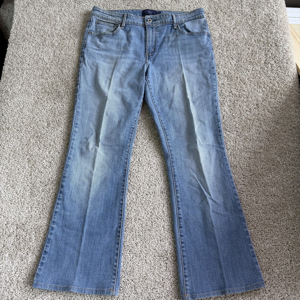 Y2K Levi's Demi Curve Classic Boot Cut Jeans Womens 14 Light Wash Stretch Denim